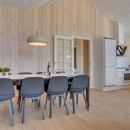 Bentine - 1-6km From The Sea By Interhome